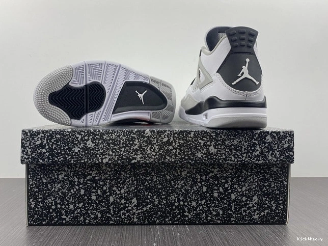 Kicktheory 4 DH6927- 3860 Jordan Military Black Retro Neat 1025